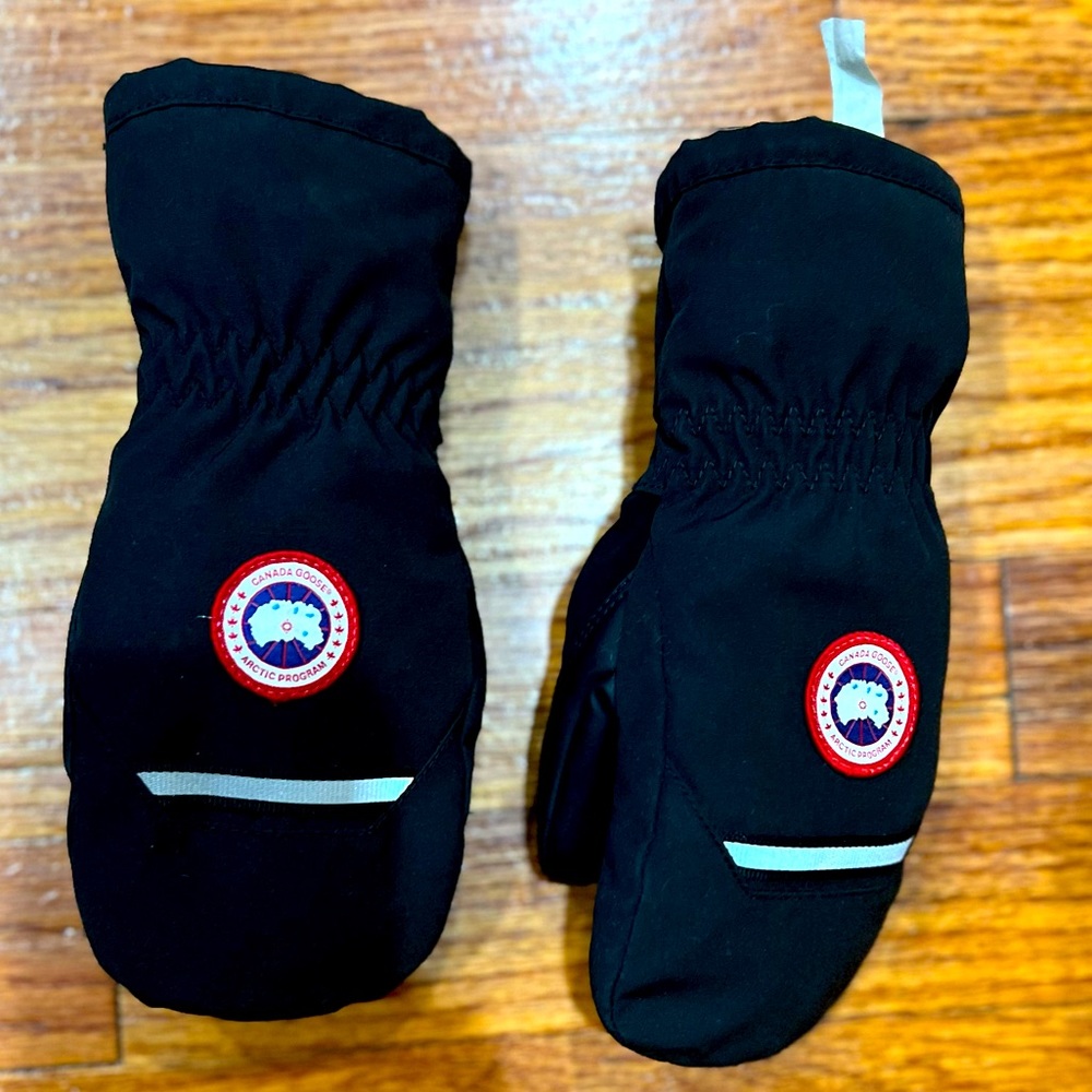 Canada Goose Kids Artic Mittens